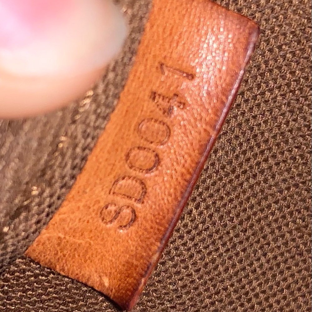 Authentic Louis Vuitton Pochette Accessories - Picture 10 of 12